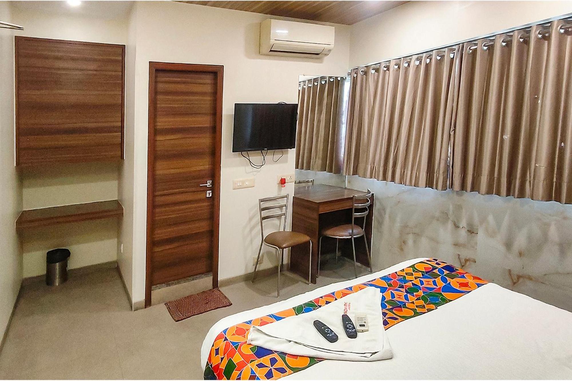 Fabhotel Landmark Residency - Nr Midc Turbhe Turambhe Ngoại thất bức ảnh