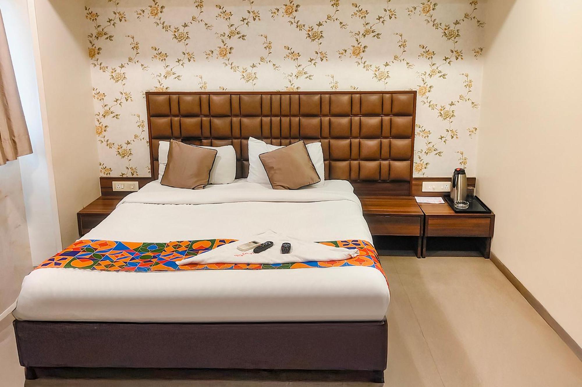 Fabhotel Landmark Residency - Nr Midc Turbhe Turambhe Ngoại thất bức ảnh